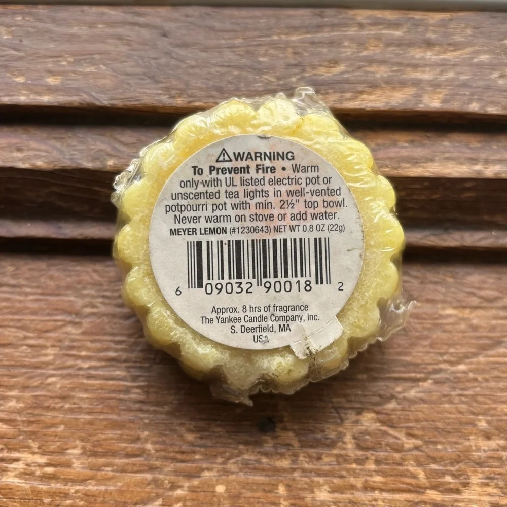 Meyer Lemon Wax Potpourri Tart Yankee Candle .8oz New Old Stock Yellow Vintage